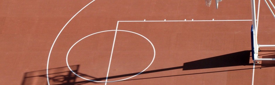 两届MVP丁彦雨航官宣恋情：一周年快乐 点赞只剩郭艾伦单身