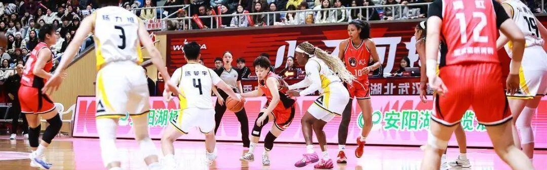 开云app-球迷的呐喊，商家的算盘！武汉盛帆女篮炼成WCBA“生意精”