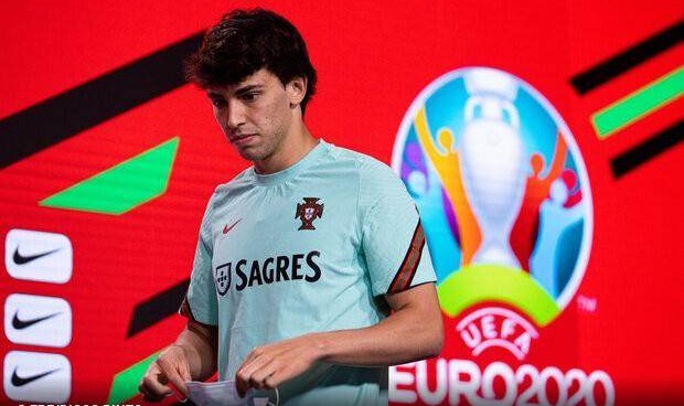 开云-欧洲杯上场一次踢35分钟 费利克斯脚踝手术休两月